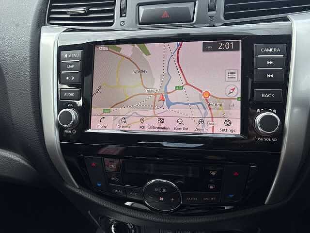 Nissan Navara Double Cab Pick Up N-Guard 2.3dCi 190 TT 4WD Auto