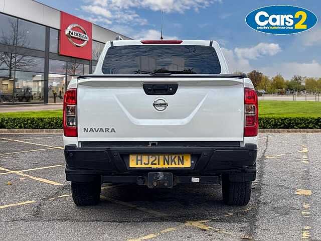 Nissan Navara Double Cab Pick Up N-Guard 2.3dCi 190 TT 4WD Auto