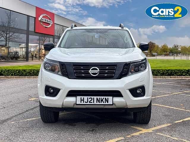 Nissan Navara Double Cab Pick Up N-Guard 2.3dCi 190 TT 4WD Auto