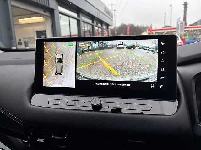 Nissan Qashqai 1.3 DiG-T MH N-Connecta 5dr