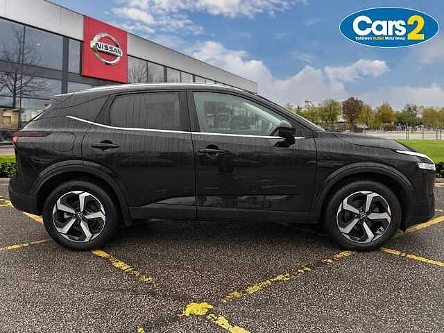 Nissan Qashqai 1.3 DiG-T MH N-Connecta 5dr
