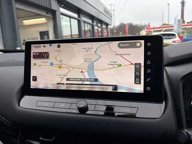 Nissan Qashqai 1.3 DiG-T MH N-Connecta 5dr