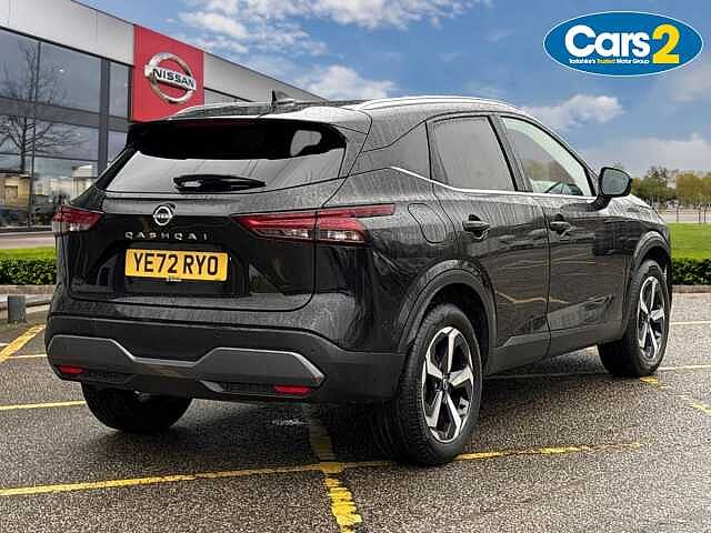 Nissan Qashqai 1.3 DiG-T MH N-Connecta 5dr