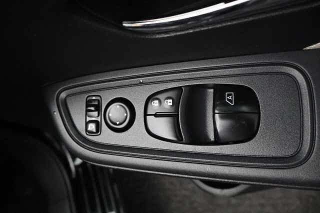 Nissan Micra 0.9 IG-T N-Connecta 90