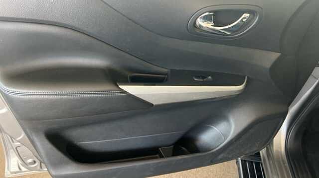Nissan Navara NAVARA Double Cab Pick Up N-Guard 2.3dCi 190 TT 4WD Auto