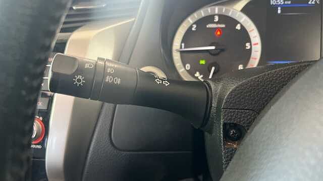 Nissan Navara NAVARA Double Cab Pick Up N-Guard 2.3dCi 190 TT 4WD Auto