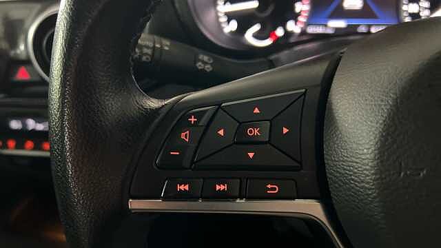 Nissan Juke 1.0 DiG-T 114 N-Connecta 5dr