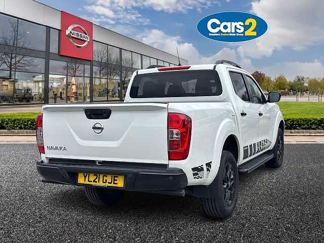 Nissan Navara Double Cab Pick Up N-Guard 2.3dCi 190 TT 4WD Auto