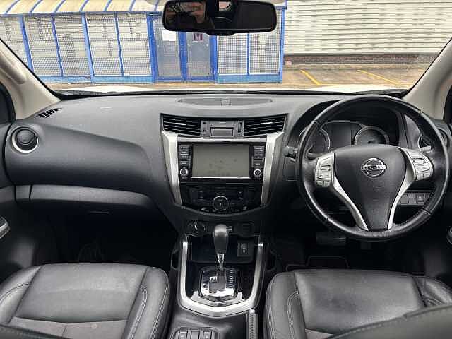 Nissan Navara Double Cab Pick Up N-Guard 2.3dCi 190 TT 4WD Auto