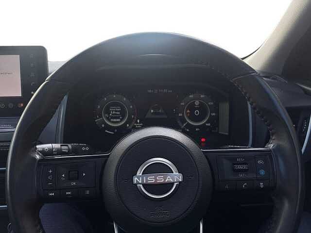 Nissan Qashqai 1.3 DiG-T MH N-Connecta 5dr