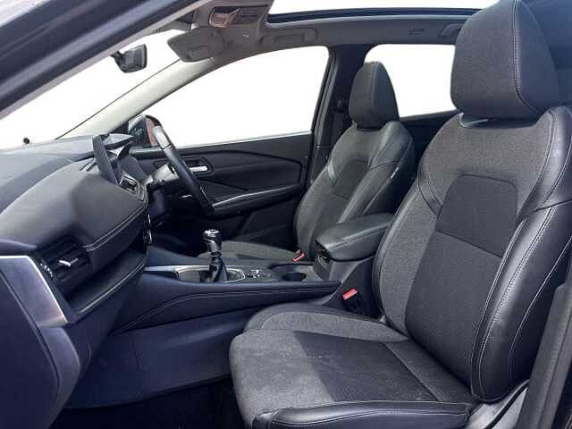 Nissan Qashqai 1.3 DiG-T MH N-Connecta 5dr