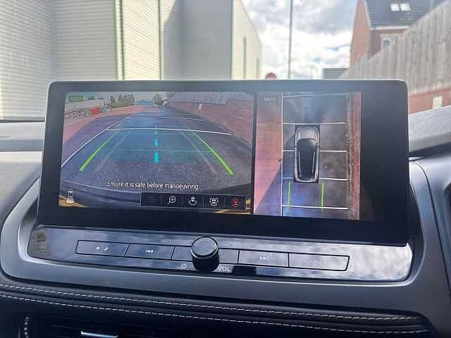 Nissan Qashqai 1.3 DiG-T MH N-Connecta 5dr