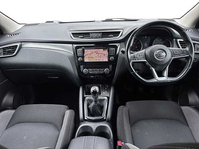 Nissan Qashqai 1.3 DiG-T N-Connecta 5dr