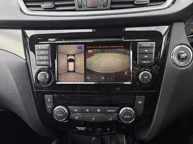 Nissan Qashqai 1.3 DiG-T N-Connecta 5dr