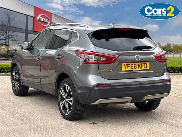 Nissan Qashqai 1.3 DiG-T N-Connecta 5dr