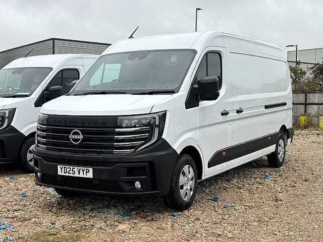 Nissan Interstar SLK 200 2dr