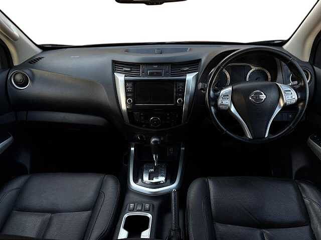 Nissan Navara Double Cab Pick Up Tekna 2.3dCi 190 TT 4WD Auto