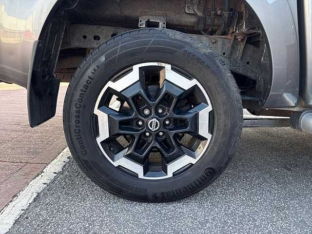 Nissan Navara Double Cab Pick Up Tekna 2.3dCi 190 TT 4WD Auto