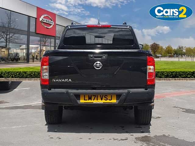 Nissan Navara Double Cab Pick Up N-Guard 2.3dCi 190 TT 4WD Auto