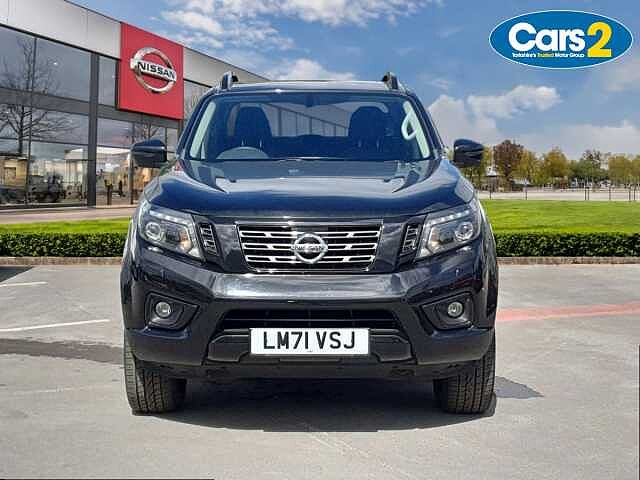 Nissan Navara Double Cab Pick Up N-Guard 2.3dCi 190 TT 4WD Auto