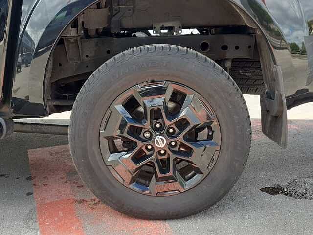 Nissan Navara Double Cab Pick Up N-Guard 2.3dCi 190 TT 4WD Auto
