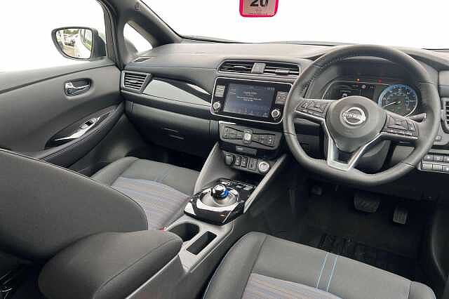Nissan LEAF 110kW N-Connecta 39kWh 5dr Auto