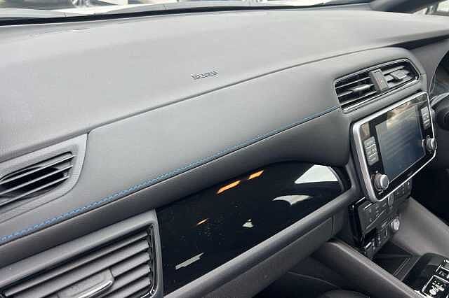 Nissan LEAF 110kW N-Connecta 39kWh 5dr Auto