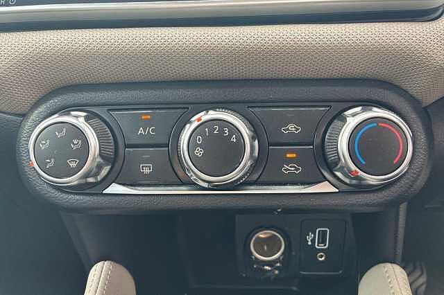 Nissan MICRA 1.0 DIG-T 117 Acenta 5dr [Vision Pack]