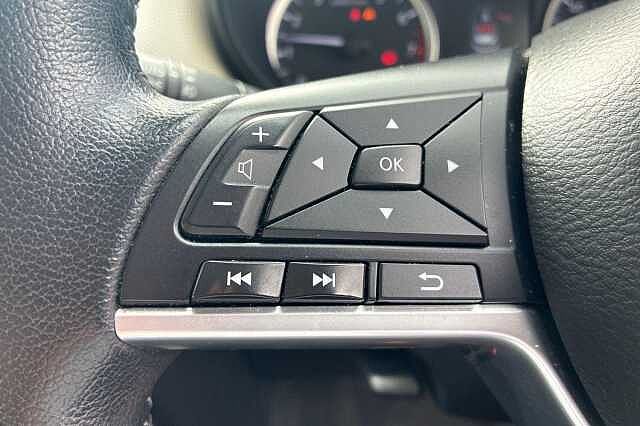 Nissan MICRA 1.0 DIG-T 117 Acenta 5dr [Vision Pack]