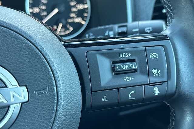 Nissan Qashqai 1.3 DiG-T MH Acenta Premium 5dr