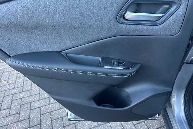 Nissan Qashqai 1.3 DiG-T MH Acenta Premium 5dr