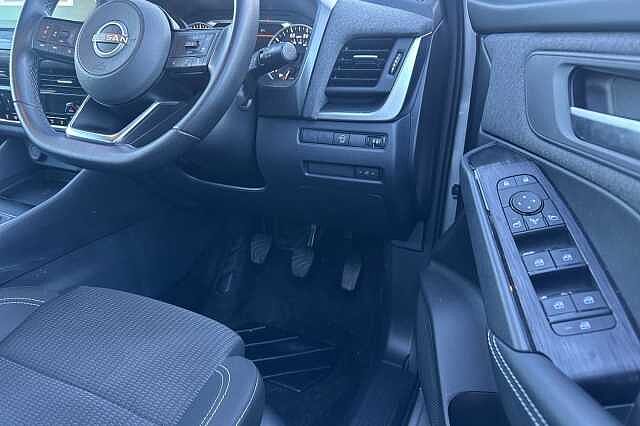 Nissan Qashqai 1.3 DiG-T MH Acenta Premium 5dr