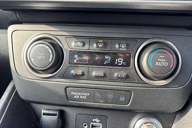 Nissan LEAF 110kW Acenta 39kWh 5dr Auto