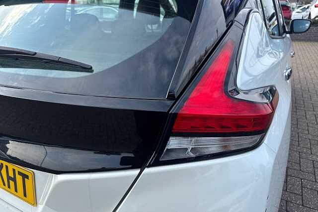 Nissan LEAF 110kW Acenta 39kWh 5dr Auto