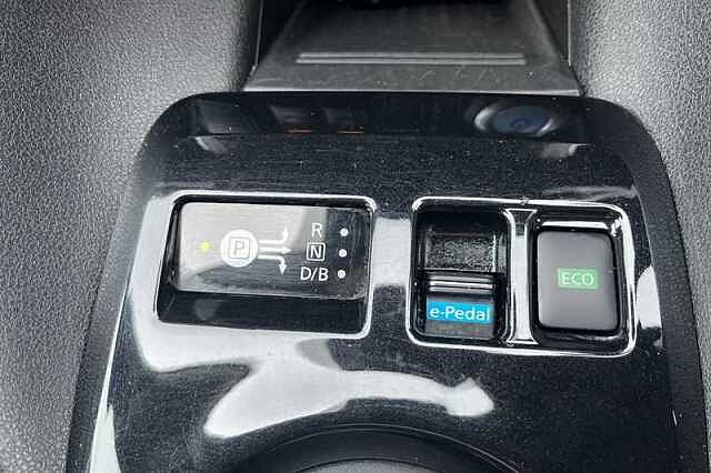 Nissan LEAF 110KW N-CONNECTA 39KWH 5DR AUTO