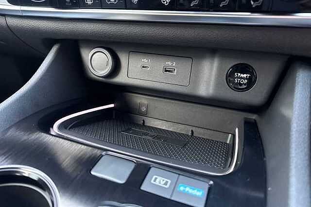 Nissan X-Trail 1.5 E-POWER E-4ORCE 213 N-CONNECTA 5DR 7SEAT AUTO