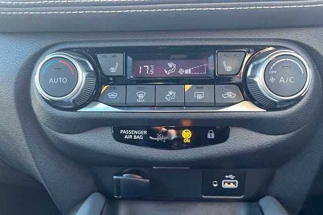 Nissan Juke 1.0 DIG-T TEKNA 5DR