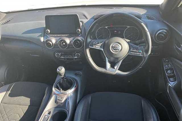 Nissan Juke 1.0 DIG-T TEKNA 5DR