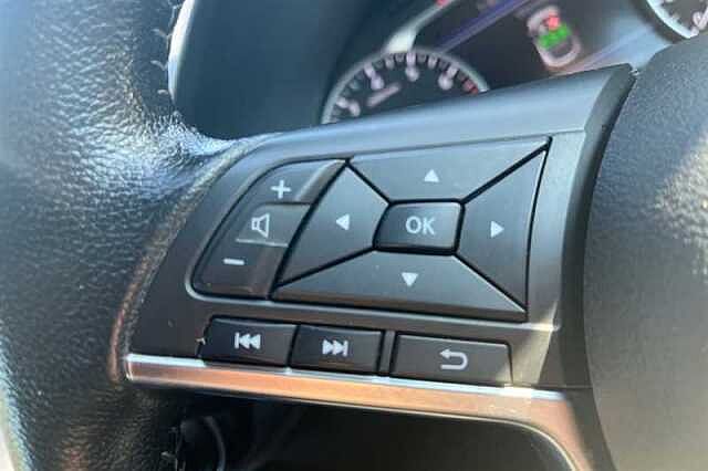 Nissan Juke 1.0 DIG-T TEKNA 5DR