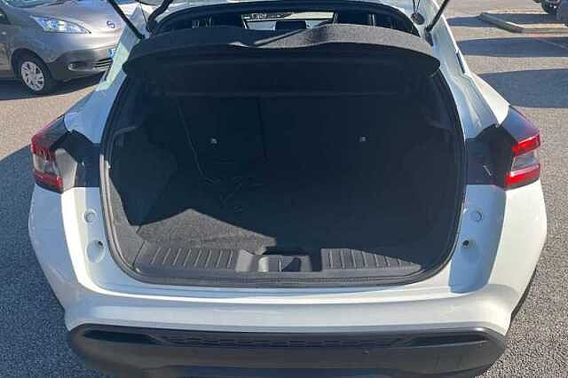 Nissan Juke 1.0 DIG-T TEKNA 5DR