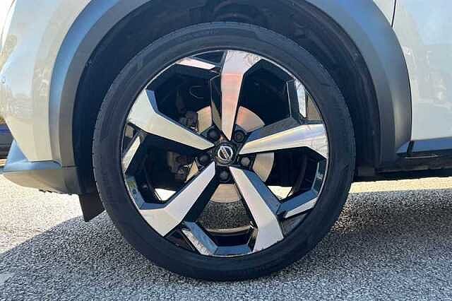 Nissan Juke 1.0 DIG-T TEKNA 5DR