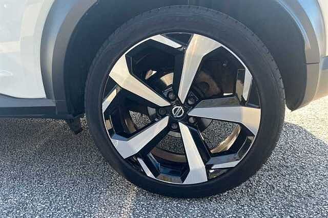 Nissan Juke 1.0 DIG-T TEKNA 5DR