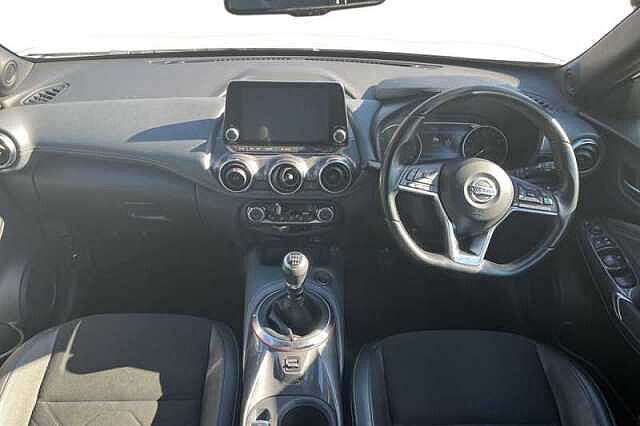 Nissan Juke 1.0 DIG-T TEKNA 5DR
