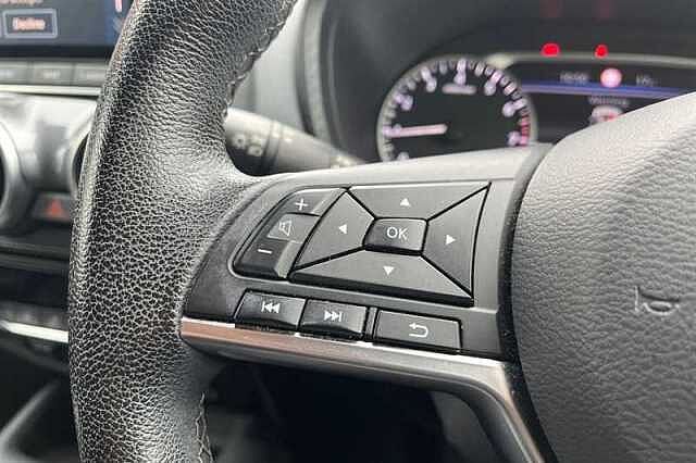 Nissan Juke 1.0 DIG-T 114 N-CONNECTA 5DR