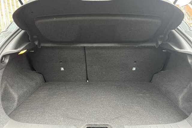 Nissan Juke 1.0 DIG-T 114 N-CONNECTA 5DR