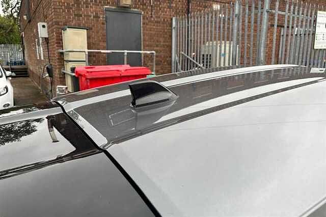 Nissan Juke 1.0 DIG-T 114 N-CONNECTA 5DR