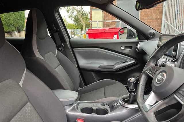 Nissan Juke 1.0 DIG-T 114 N-CONNECTA 5DR