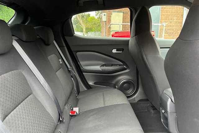 Nissan Juke 1.0 DIG-T 114 N-CONNECTA 5DR