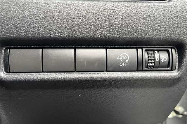 Nissan Juke 1.0 DIG-T 114 N-CONNECTA 5DR