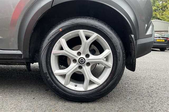 Nissan Juke 1.0 DIG-T 114 N-CONNECTA 5DR